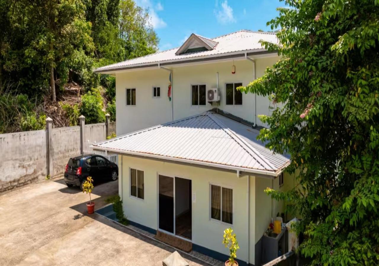 Dovass Self Catering Apartments 塔卡马卡 外观 照片